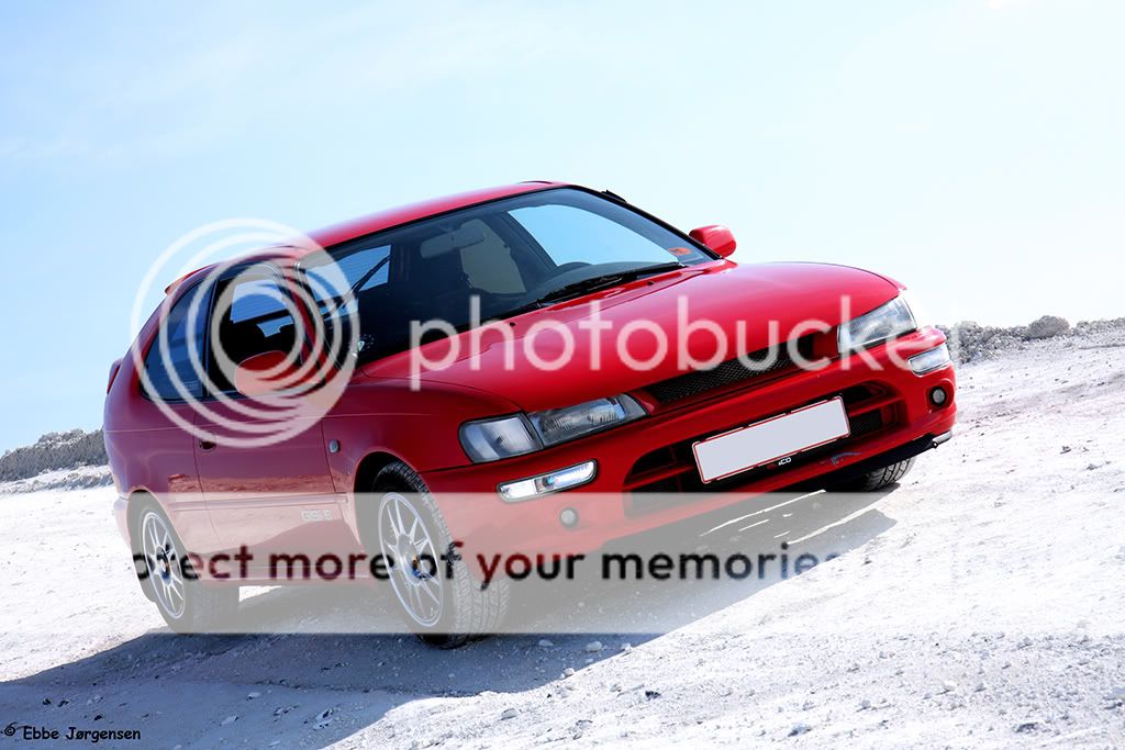 IMAGE: http://i433.photobucket.com/albums/qq51/EbbeJ/Chalk%20Quarry/5.jpg