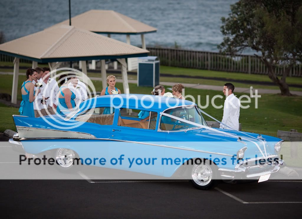 IMAGE: http://i433.photobucket.com/albums/qq51/pvoices1971/Wade%20and%20Keola/IMG_1121.jpg