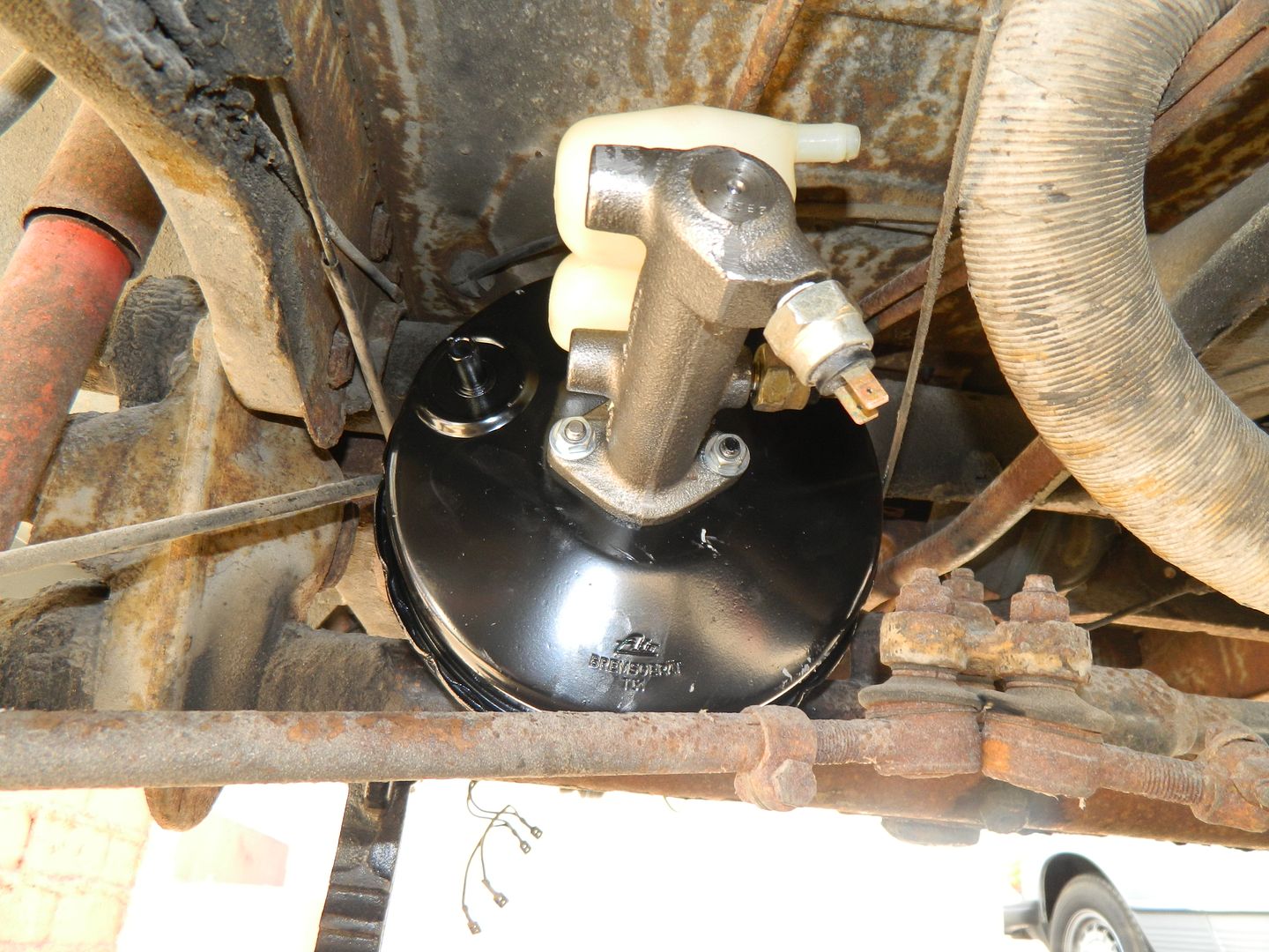 Image may have been reduced in size. Click image to view fullscreen.