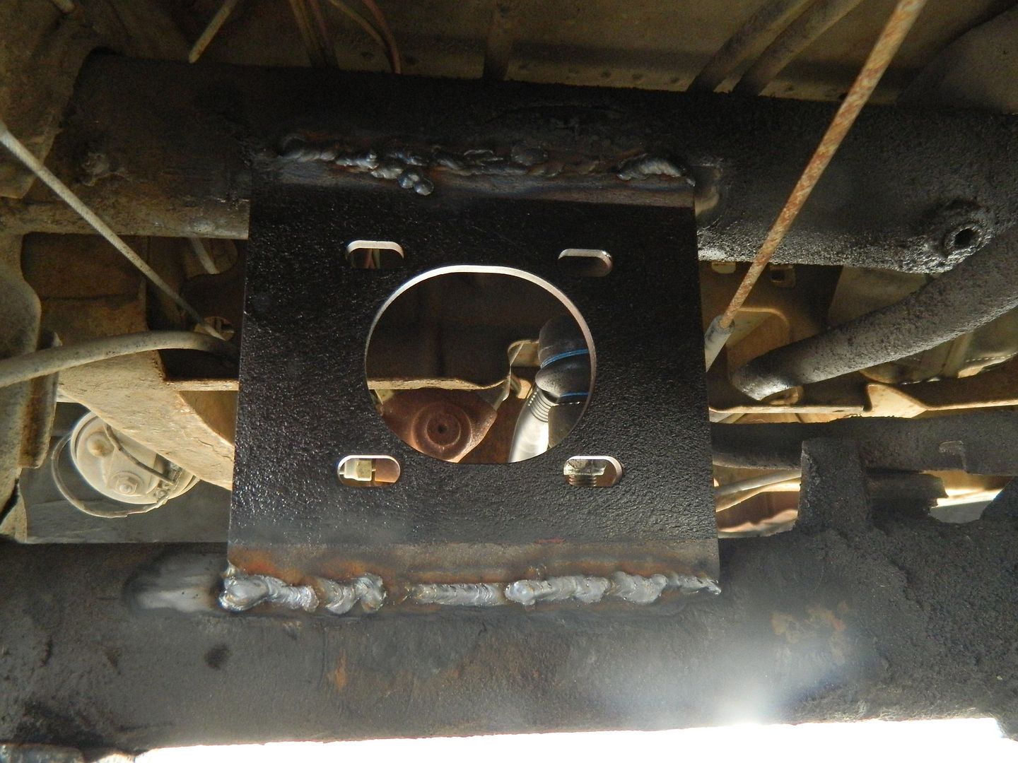 Image may have been reduced in size. Click image to view fullscreen.